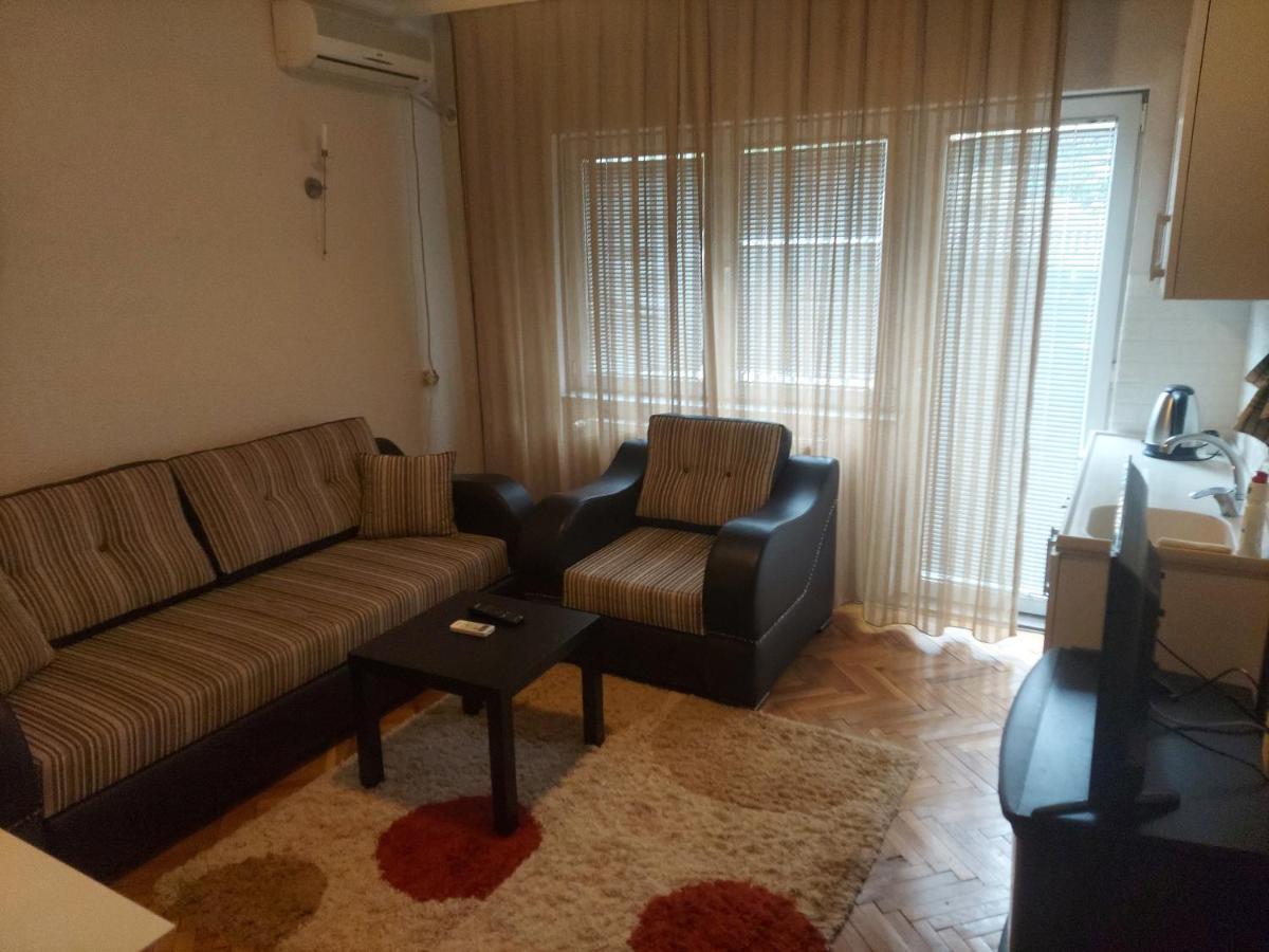 Apartment Perla Pristina Exteriör bild