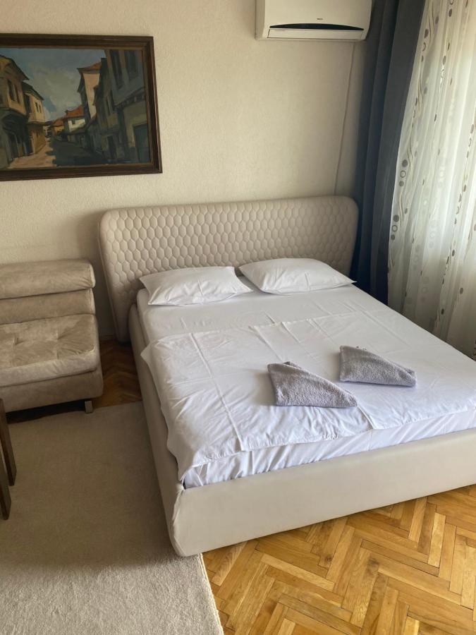 Apartment Perla Pristina Exteriör bild