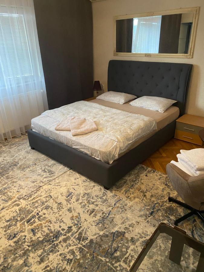 Apartment Perla Pristina Exteriör bild