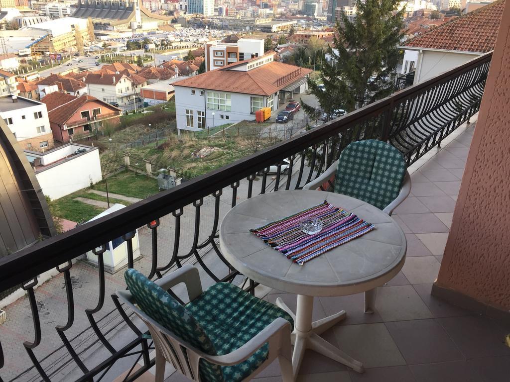 Apartment Perla Pristina Exteriör bild